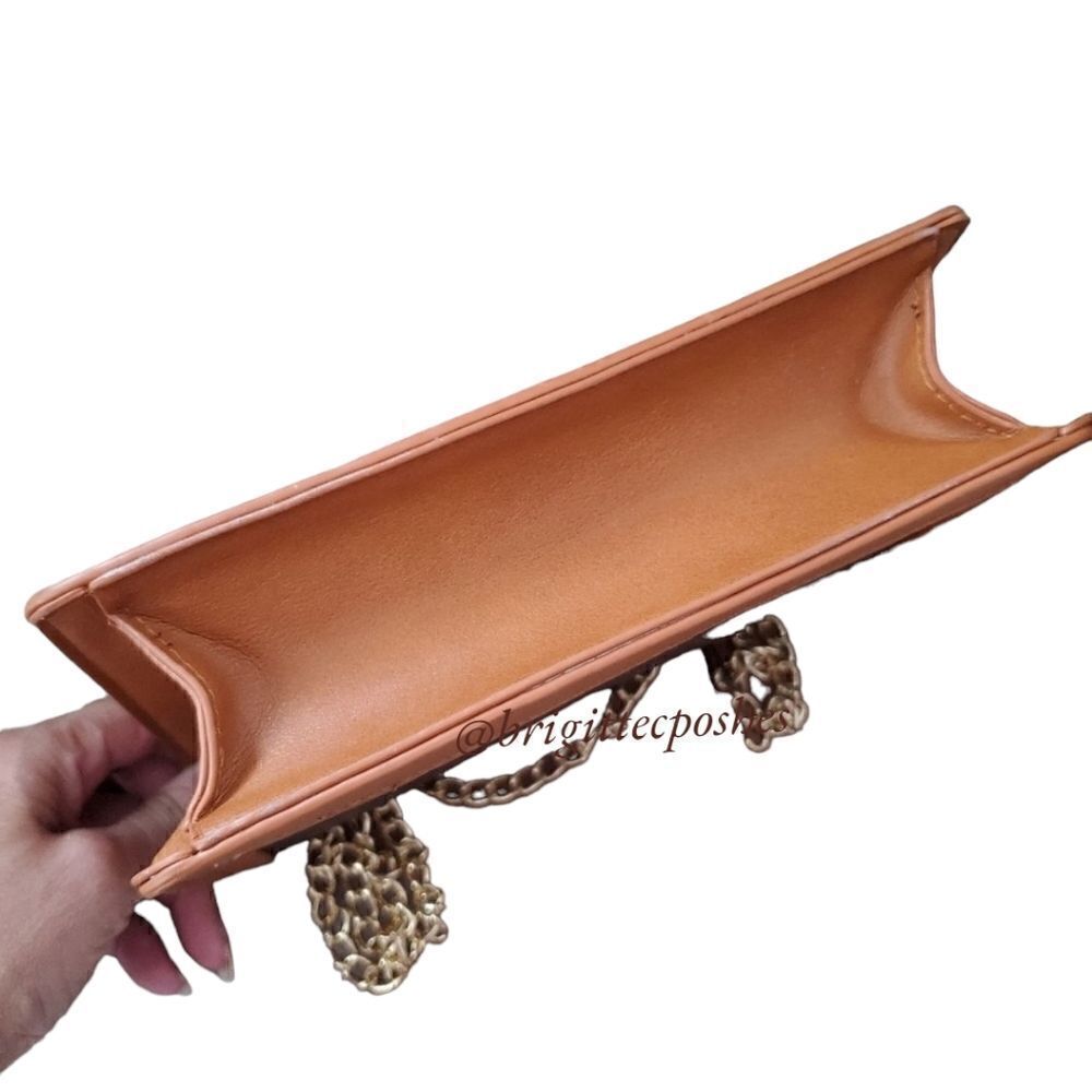 CALISTA Shoulder/Crossbody   - Picture 8 of 15